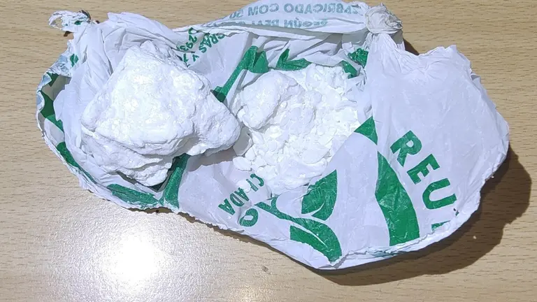 Cocaína incautada, 30 gramos.