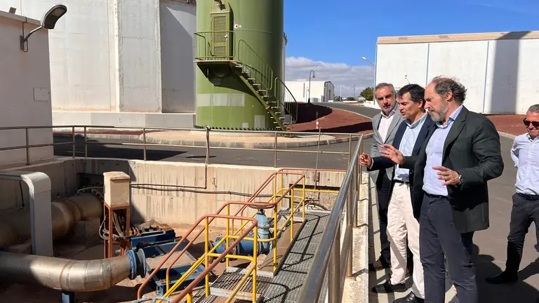 Visita del consejero delegado de Canal Isabel II a Canal Gestión Lanzarote.