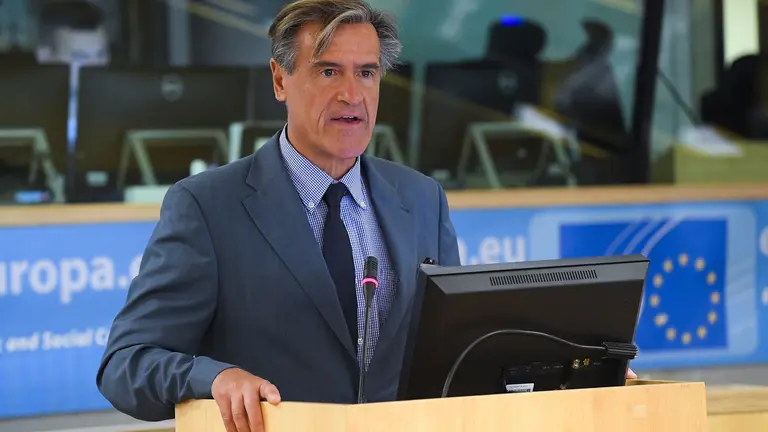 Juan Fernando López Aguilar.