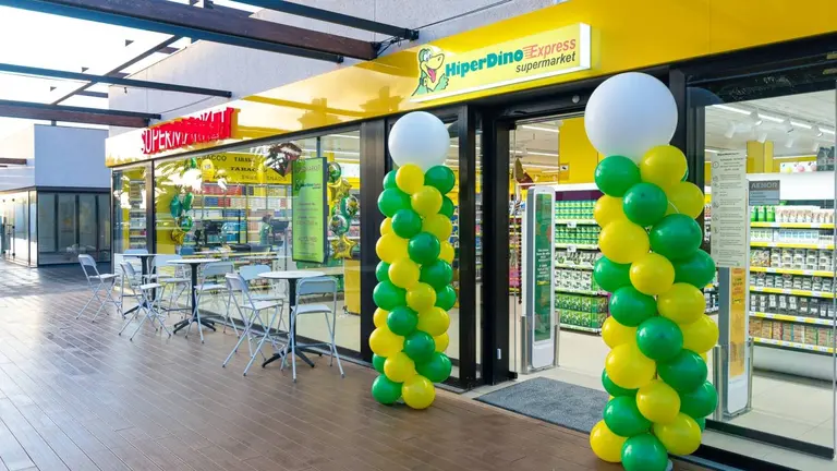 Fachada de HiperDino Express Boulevar.