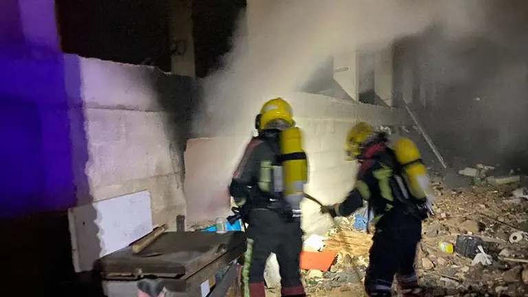 Incendio en un hotel abandonado