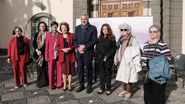La Universidad de Las Palmas de Gran Canaria organiza un encuentro informativo con nueve de las once mujeres que serán investidas Doctores Honoris Causa. Imagen: EFE.