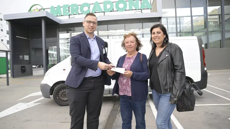 Mercadona y Flora Acoge.