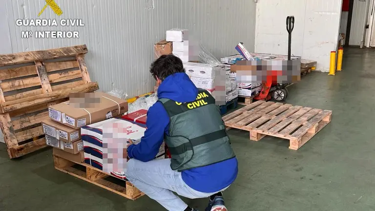 Detenido el repartidor de una empresa de refrigerados.