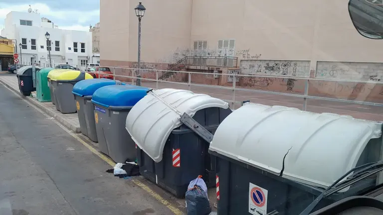 Contenedores de basura en Arrecife.