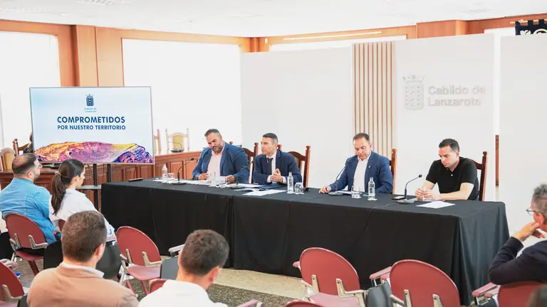 Presentación Plan de Gestión del Parque Natural de los Volcanes.