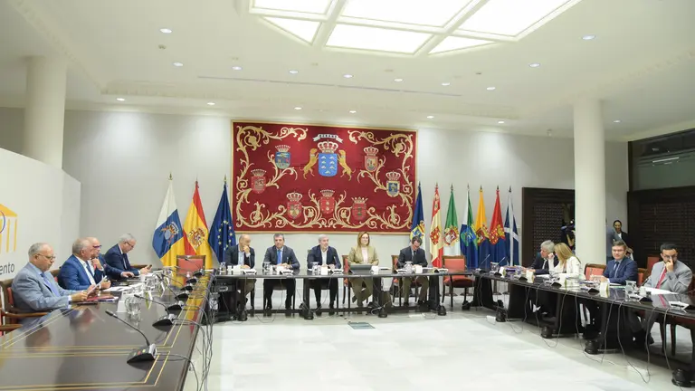 Reunión portavoces parlamentarios.