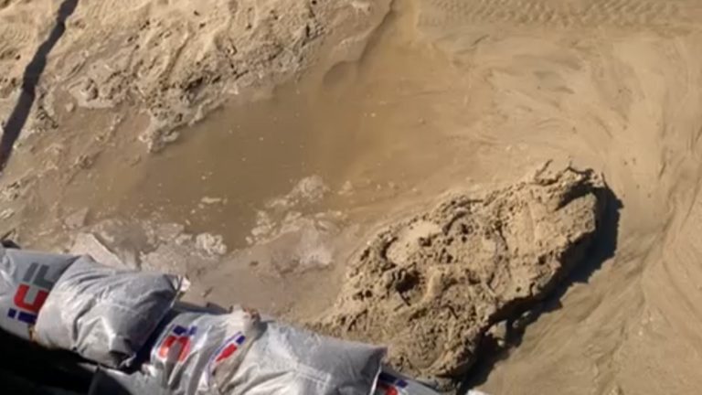 Aguas residuales en Playa Blanca.