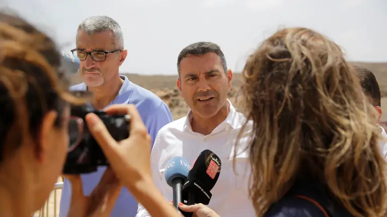 Oswaldo Betancort y Marci Acuña.