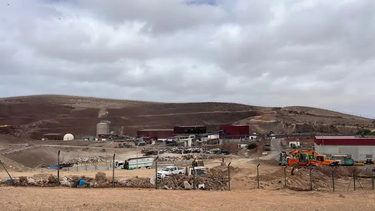 Complejo Medioambiental de Zonzamas durante la mañana de este martes.  Foto: MG.
