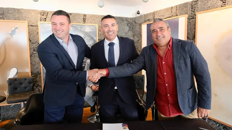 Óscar Noda, Oswaldo Betancort y Ángel Vázquez.