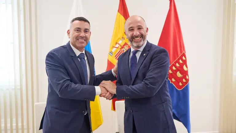 Recepción ministro Uruguay.