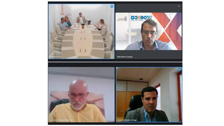 Foto reunión Cámaras.