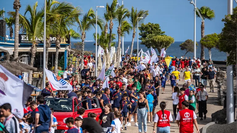 Pasacalle de la 'Lanzarote International Cup'.