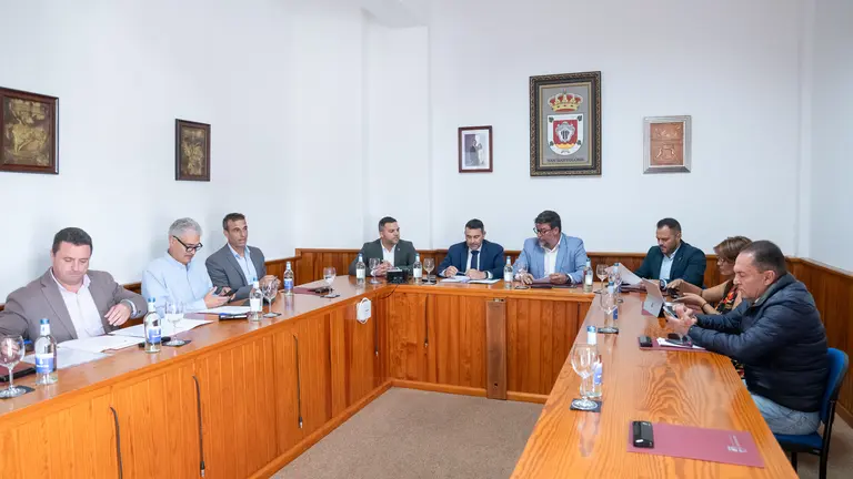 Mesa de Alcaldías celebrada en San Bartolomé.