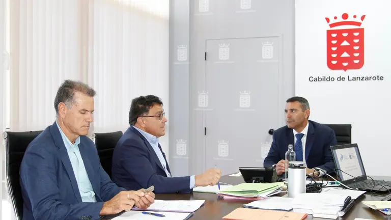 Oswaldo Betancort, Manuel Miranda y Domingo Cejas.