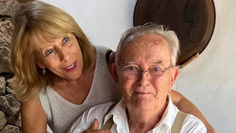 Per Bjorn Christensen junto a su mujer, Mercedes Coll.