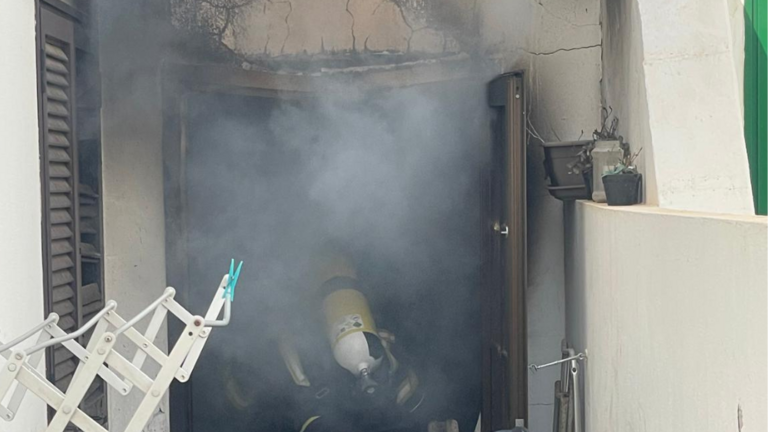 Incendio en Playa Honda.