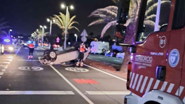 Accidente de tráfico en Costa Teguise.