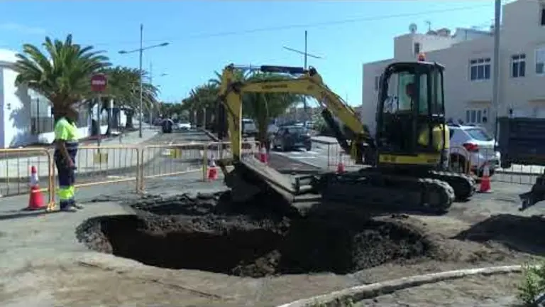 Socavón en Argana Alta.