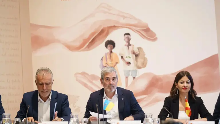 Fernando Clavijo, Ángel Victor Torres y Sira Rego.