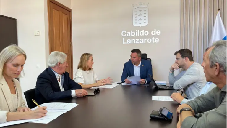 Reunión FTL y Cabildo de Lanzarote.