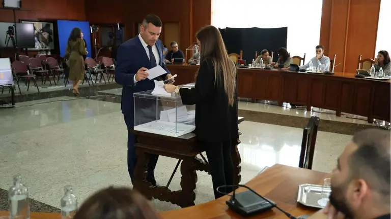 El presidente del Cabildo en el pleno