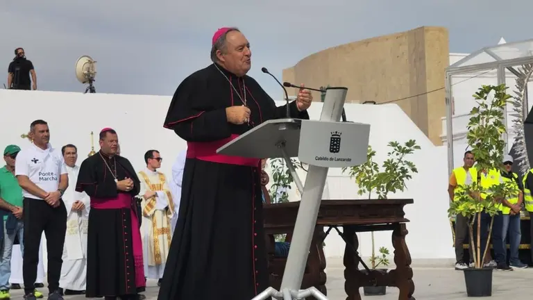 José Mazuelos, obispo de Canarias