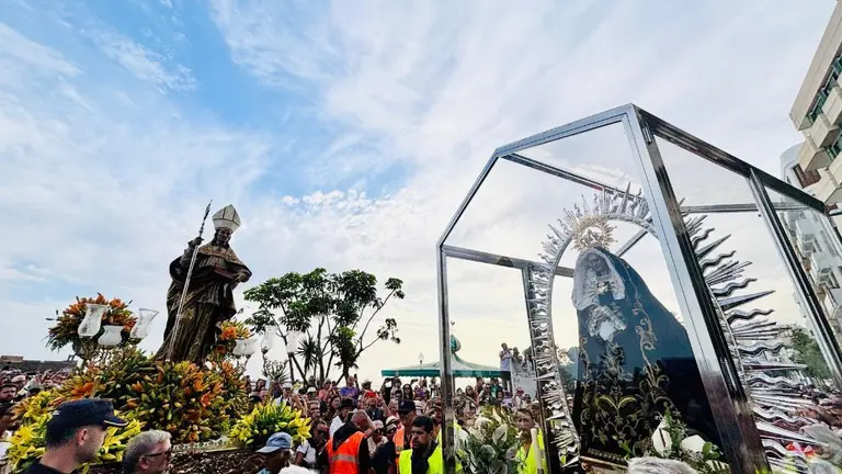 Encuentro entre San Ginés y la Virgen de Los Dolores