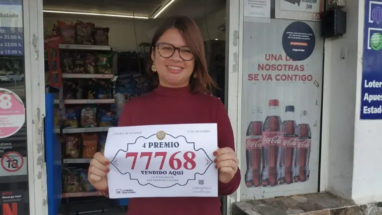 Bazar de la calle Carlos V en San Francisco Javier