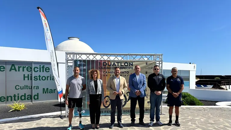 Presentación del I Duatlón Ciudad de Arrecife, impulsado por el Ayuntamiento en el Islote de Fermina