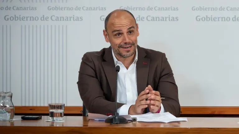 El portavoz del Gobierno de Canarias, Alfonso Cabello