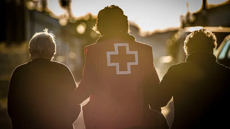 Foto Cruz Roja- Personas mayores