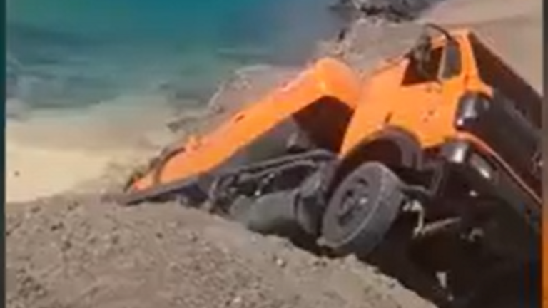 Camión riscado en Papagayo