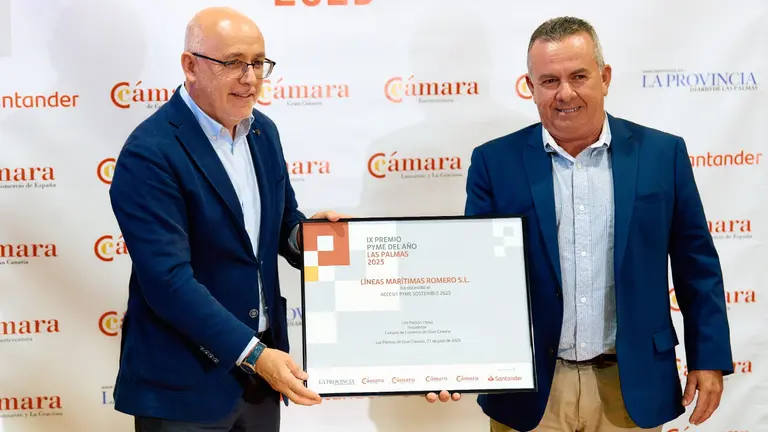 Federico Romero recibiendo el premio accésit en Sostenibilidad