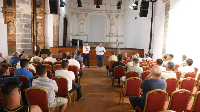 Reunión entre colectivo de cazadores y Cabildo