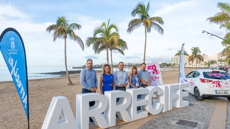 El paseo junto al Reducto acogerá este sábado la Pasarela Arrecife Por Ellas con el desfile de 16 pacientas de cáncer .Rueda de prensa hoy