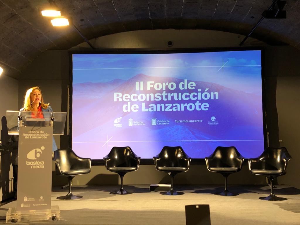 Presidenta del Cabildo en el II Foro de Reconstrucción de Lanzarote