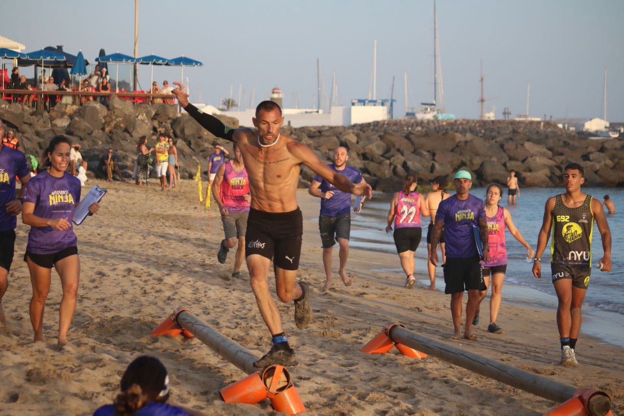 Celebración de la carrera deportiva en Playa Blanca