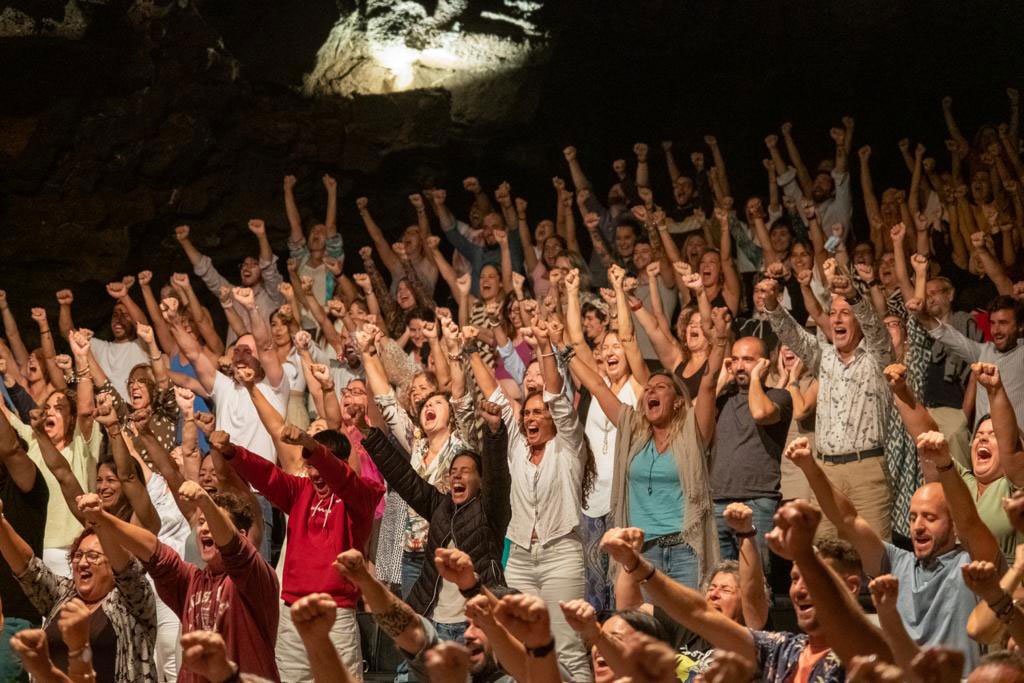 Público durante la charla de Silvia Congost en Los Jameos