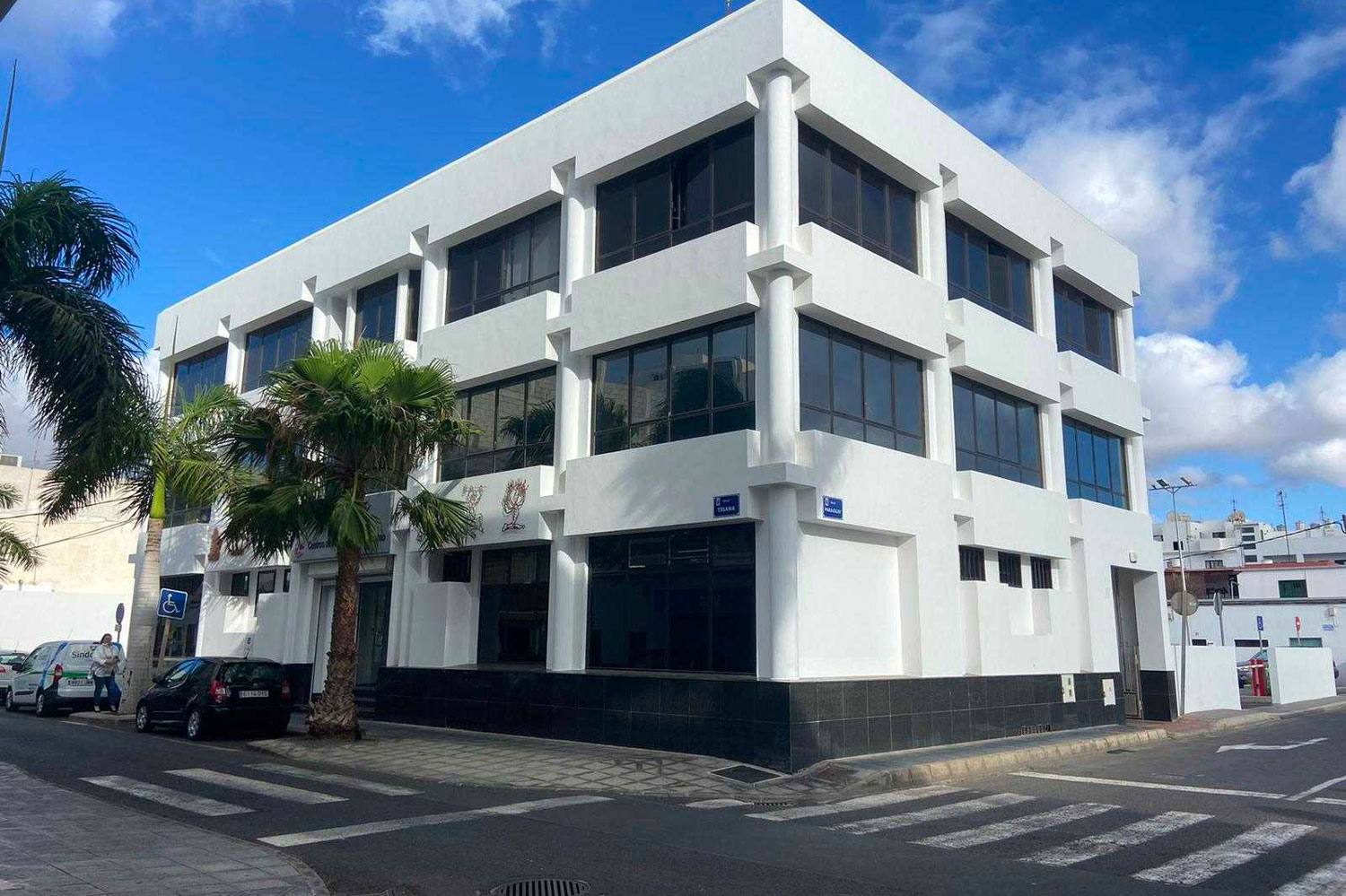 Nueva imagen de las oficinas de los CACT