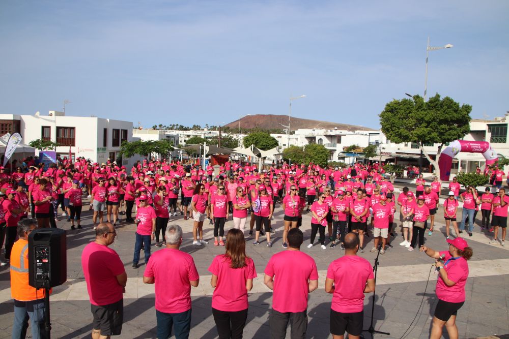 Caminata contra el cáncer en Playa Blanca