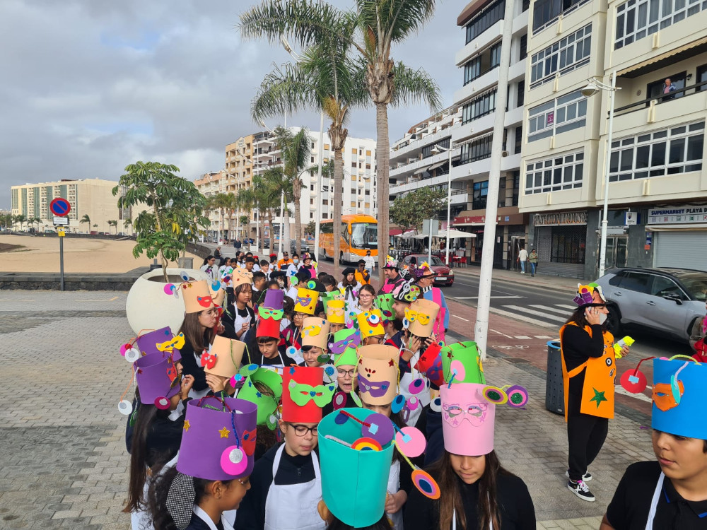 Pasacalle escolar de carnaval en Arrecife