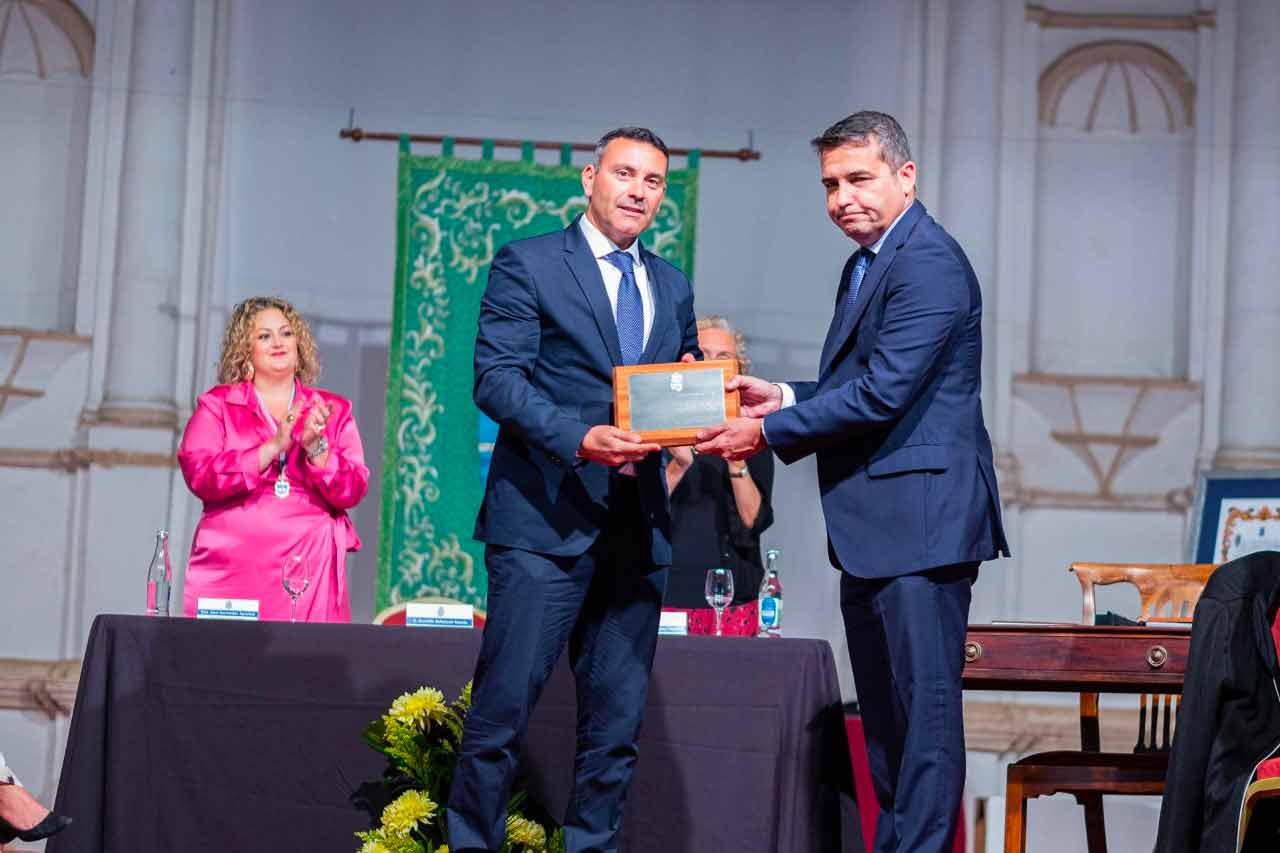 Entrega de medallas 50 aniversario de Costa Teguise