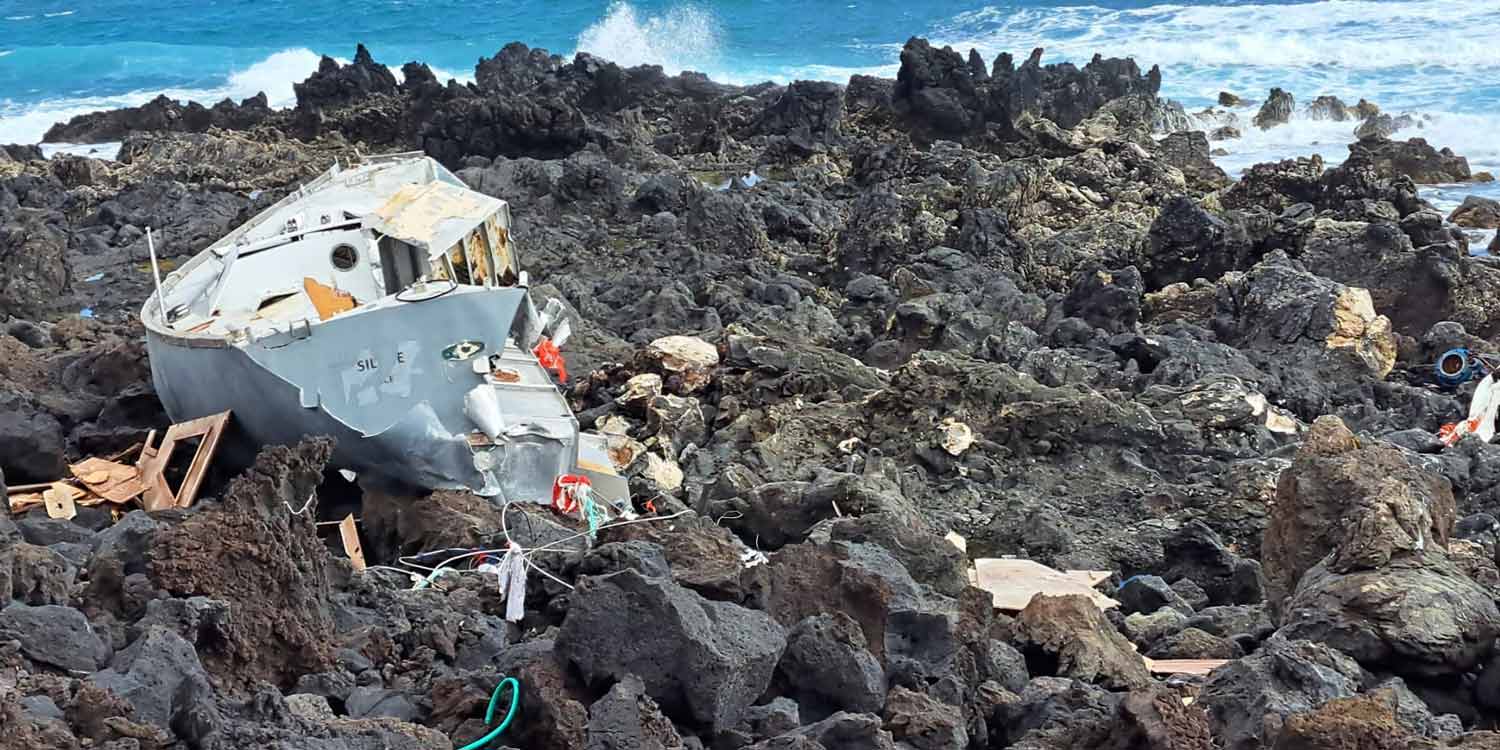 Lanzarote Limpia en Caleta Del Mojon Blanco
