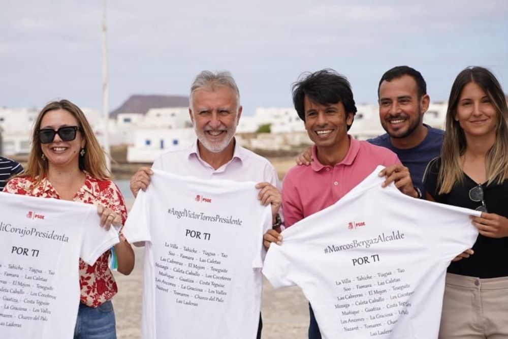 Ángel Víctor Torres en La Graciosa