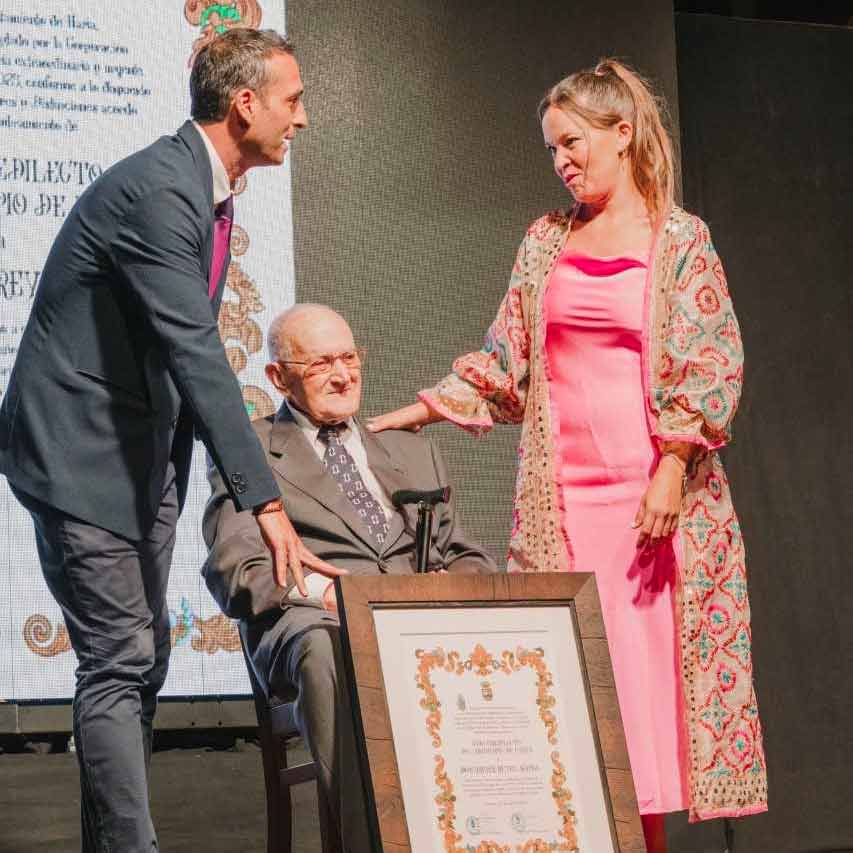 Javier Reyes Acuña, Hijo Predilecto de Haría
