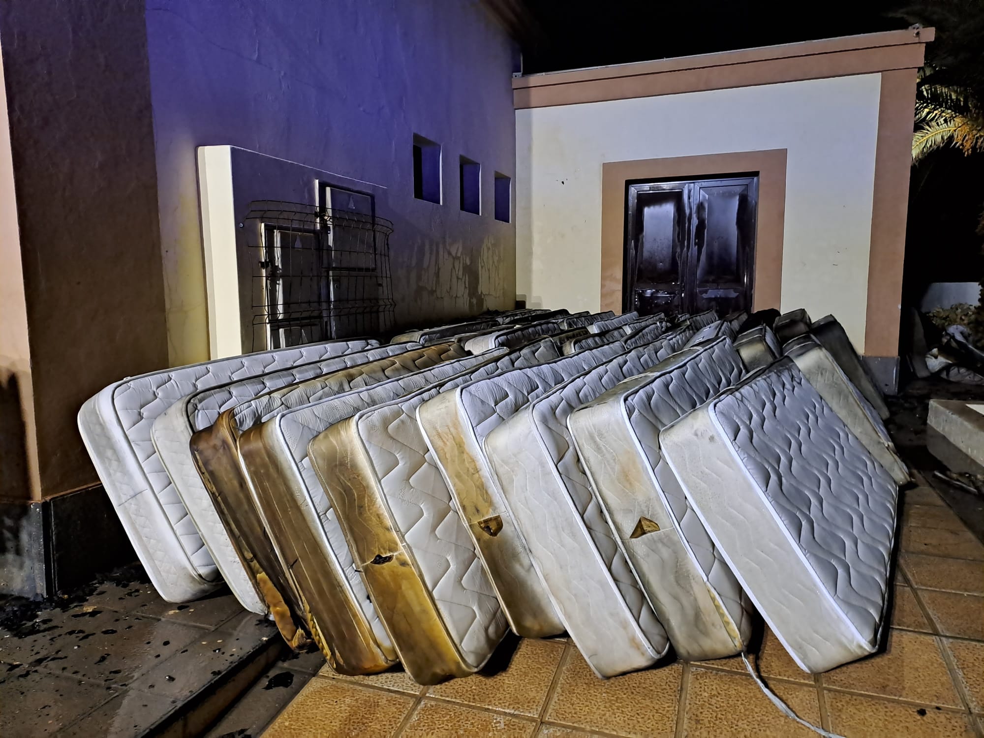 Incendio en el albergue de La Santa. 1