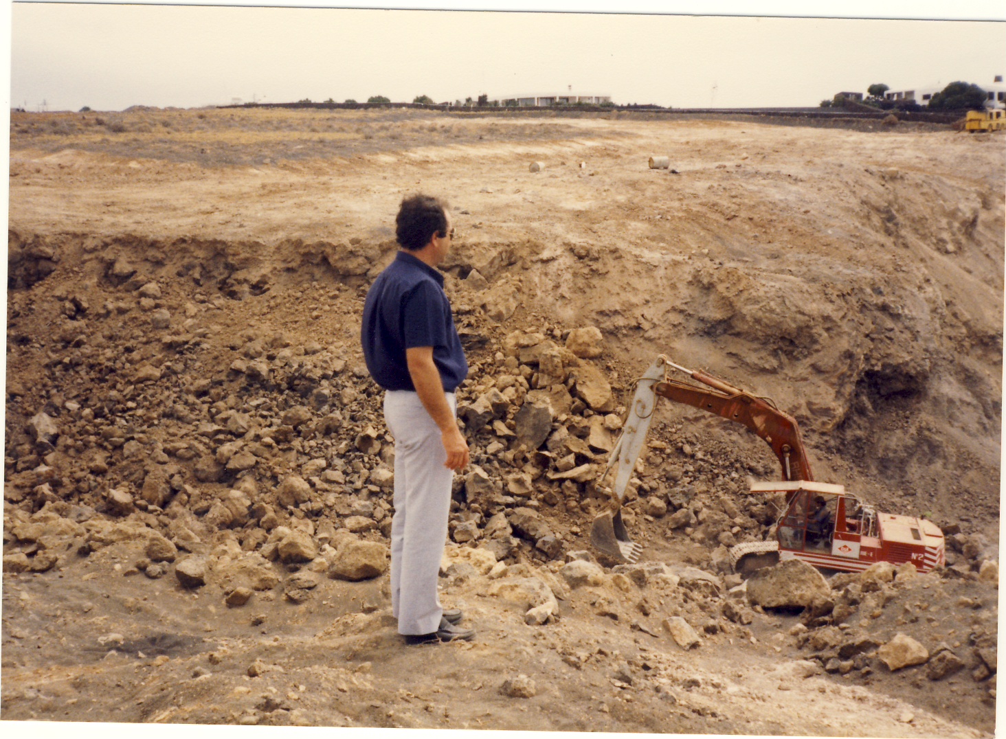 Puerto Calero, en obras, en una imagen de 1987. Foto Cedida.