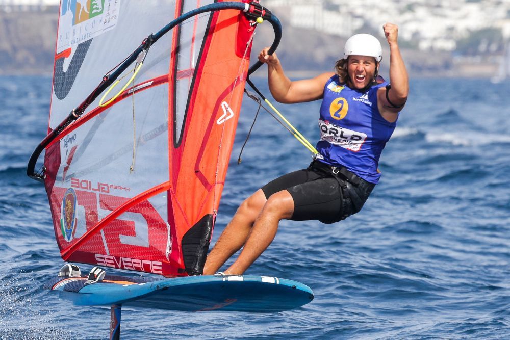 Nicolo Renna, campeón del mundo de iQFOiL. © Sailing Energy/Marina Rubicón